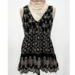 AMERICAN EAGLE OUTFITTERS Embroidered Tank Top Peplum Blouse SMALL